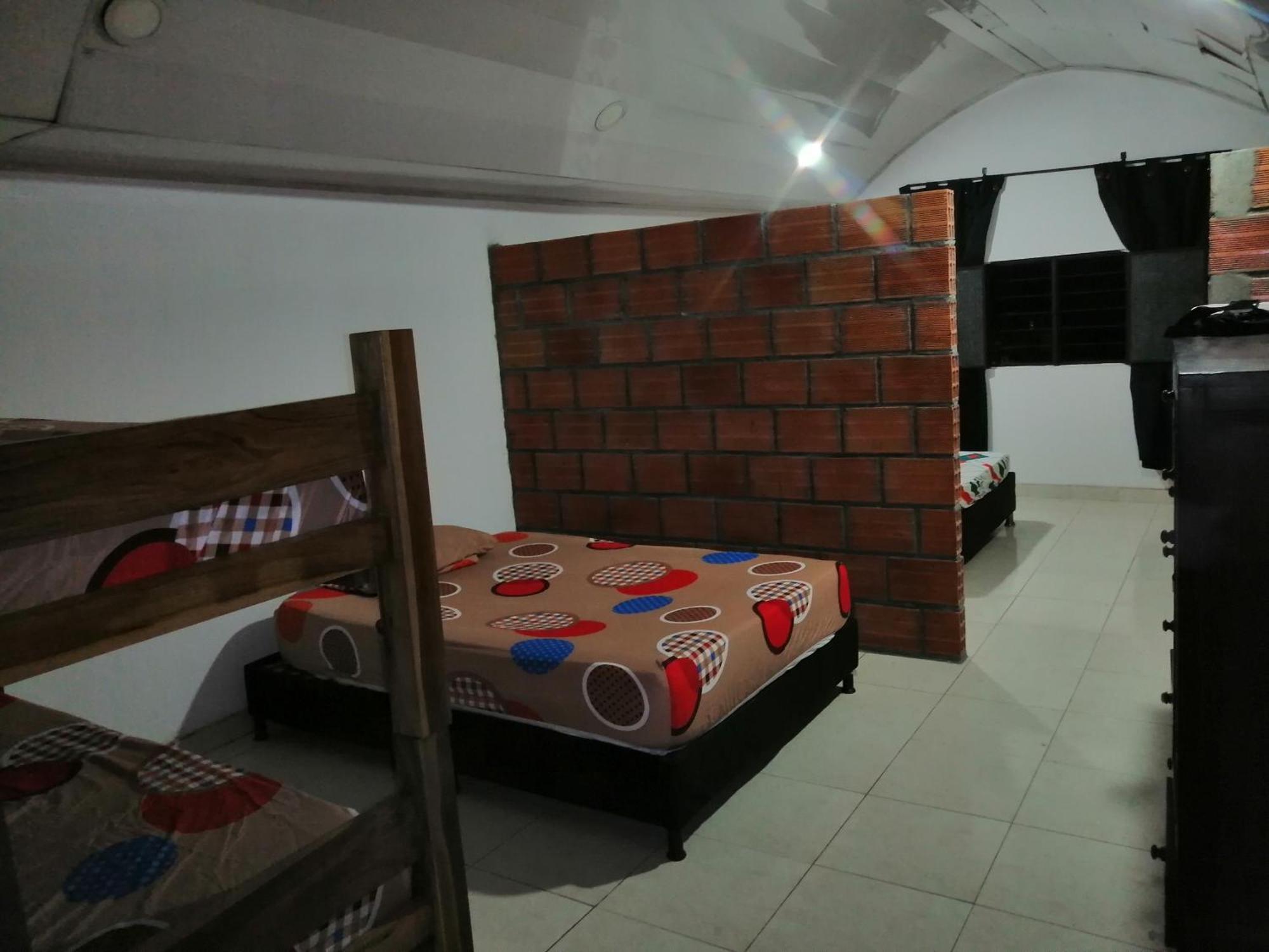 Hotel Low Cost لا دورادا المظهر الخارجي الصورة