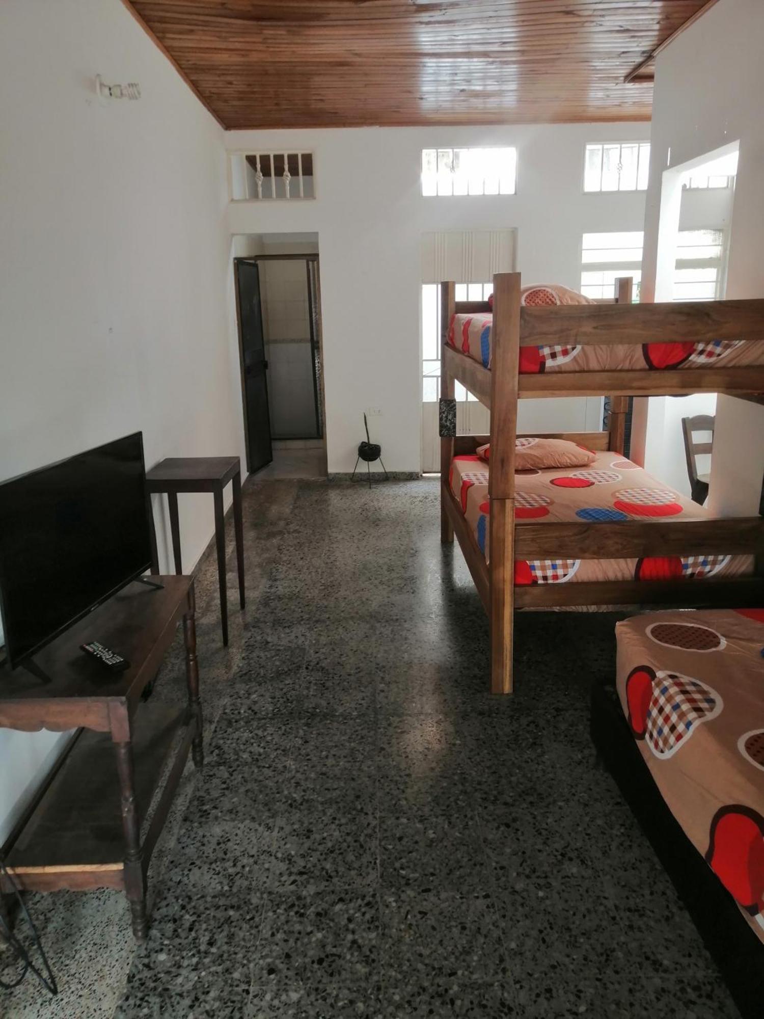 Hotel Low Cost لا دورادا المظهر الخارجي الصورة